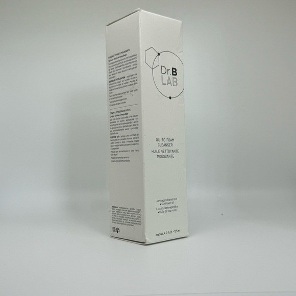 Dr. Brandt Oil-to-Foam Cleanser - Picture 2 of 3